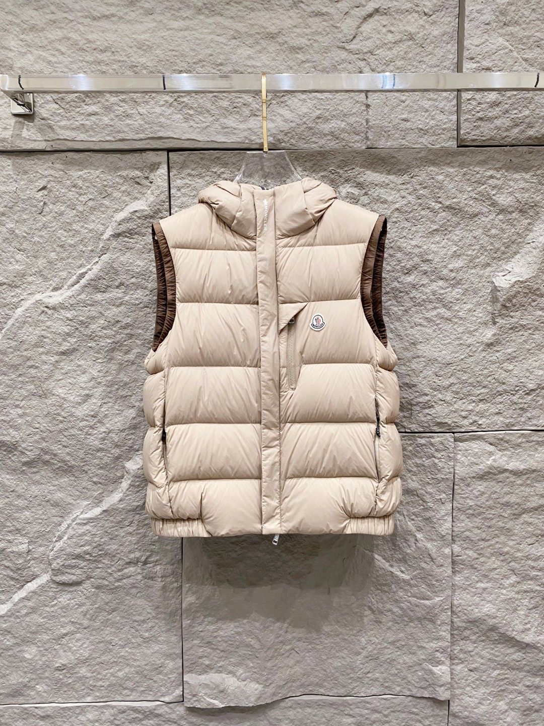 Moncler 蒙口羽绒 NEW# 2025 FW秋冬新款# 🔥爆款出货#Mon饱满羽绒马甲# 定制级别