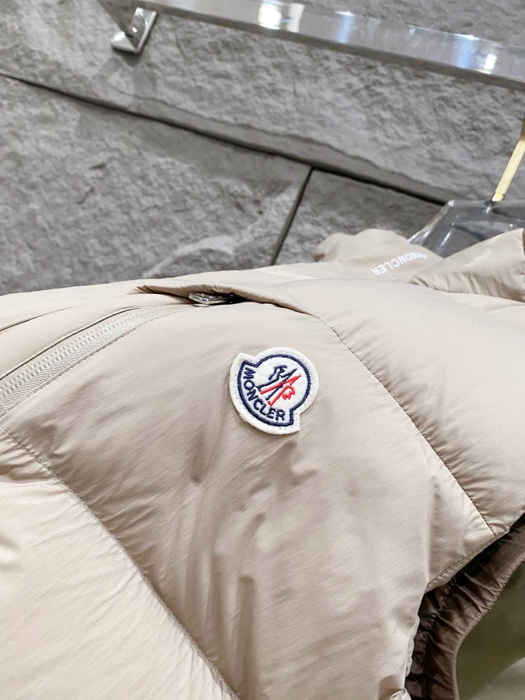 Moncler 蒙口羽绒 NEW# 2025 FW秋冬新款# 🔥爆款出货#Mon饱满羽绒马甲# 定制级别