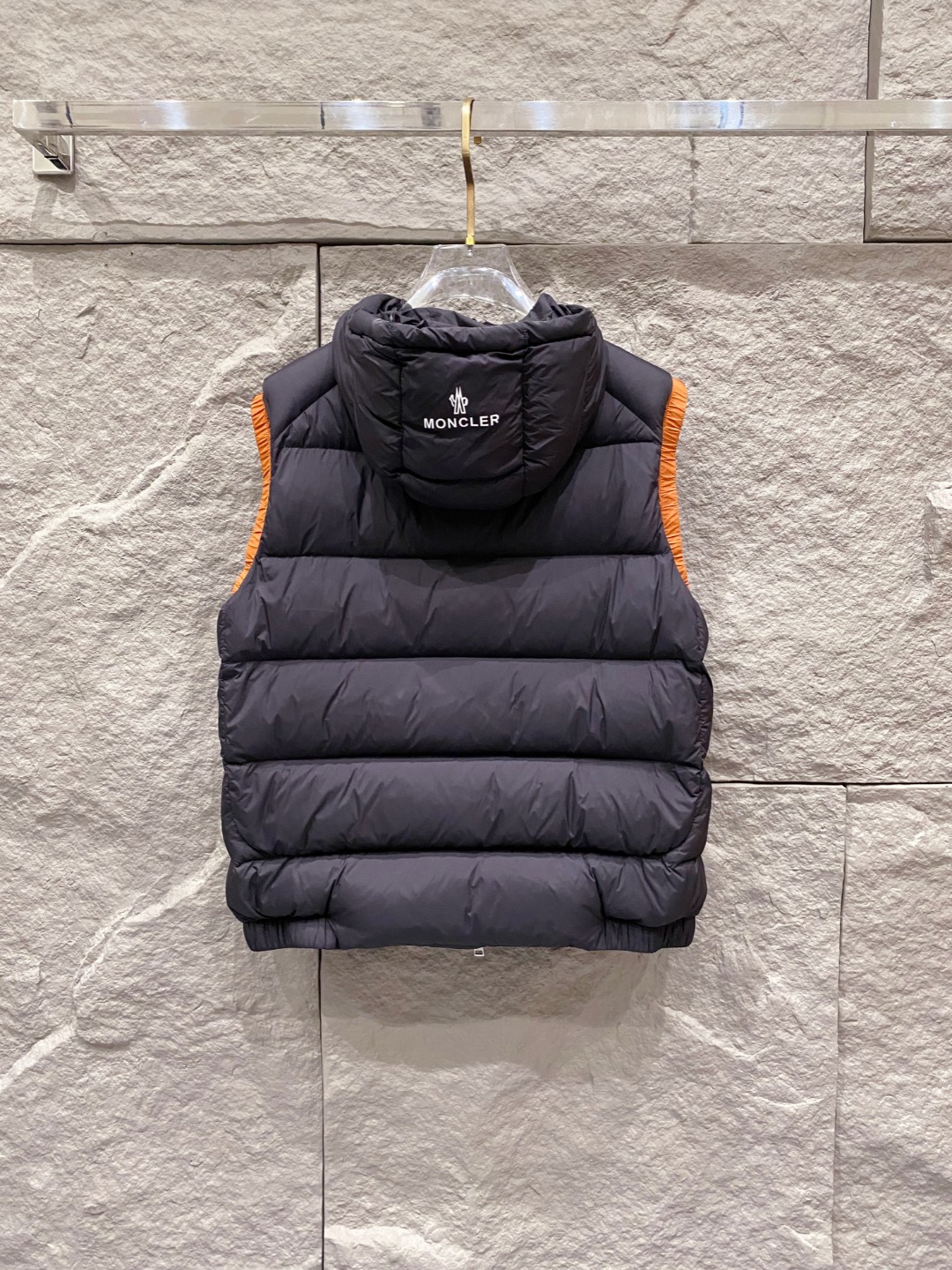 Moncler 蒙口羽绒 NEW# 2025 FW秋冬新款# 🔥爆款出货#Mon饱满羽绒马甲# 定制级别