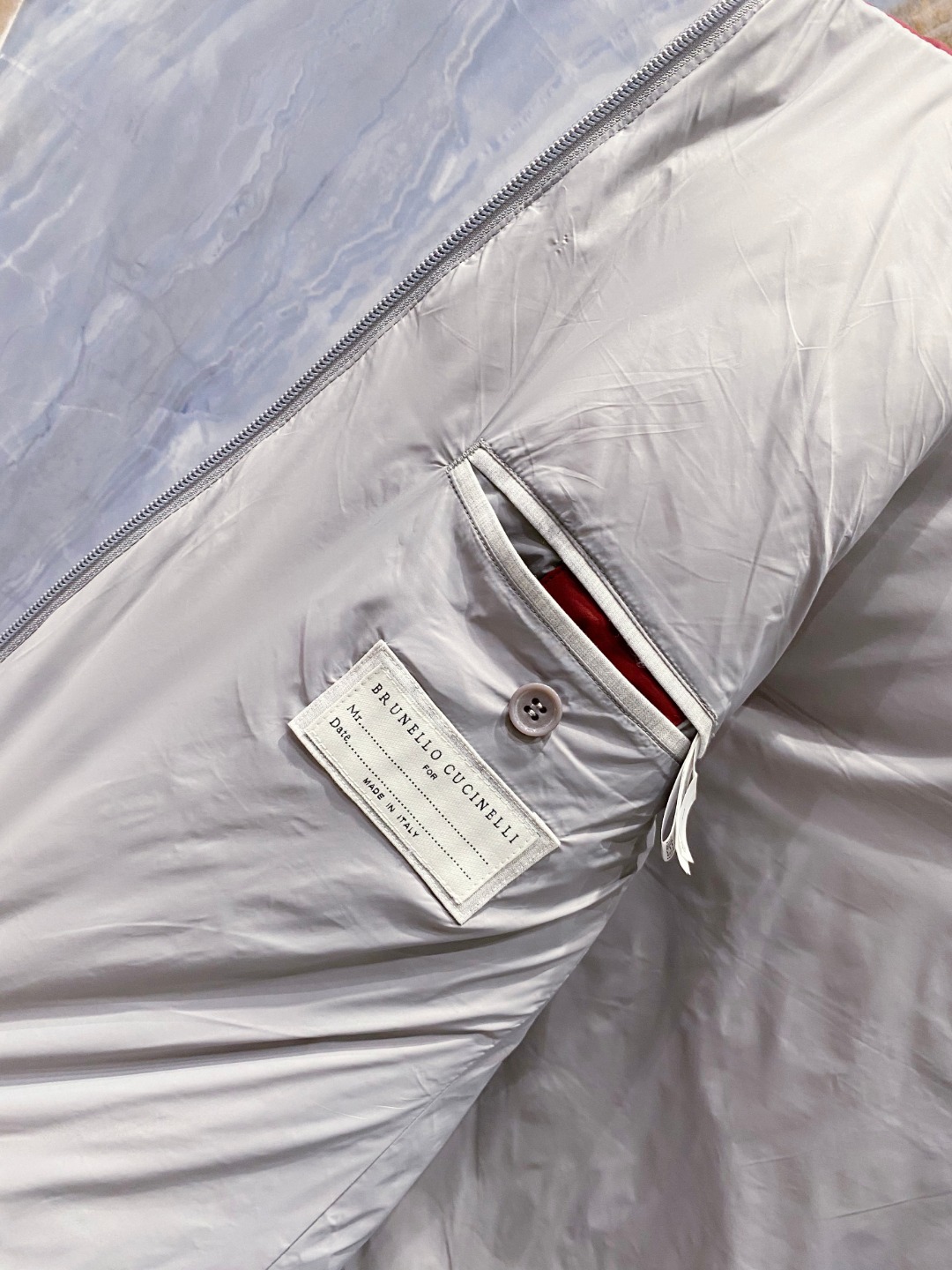 25秋冬新品发布，BC新款羽绒马甲出货，帽子可完全拆卸成立领，所有面料及辅料原版开模订制，质感超强，码数