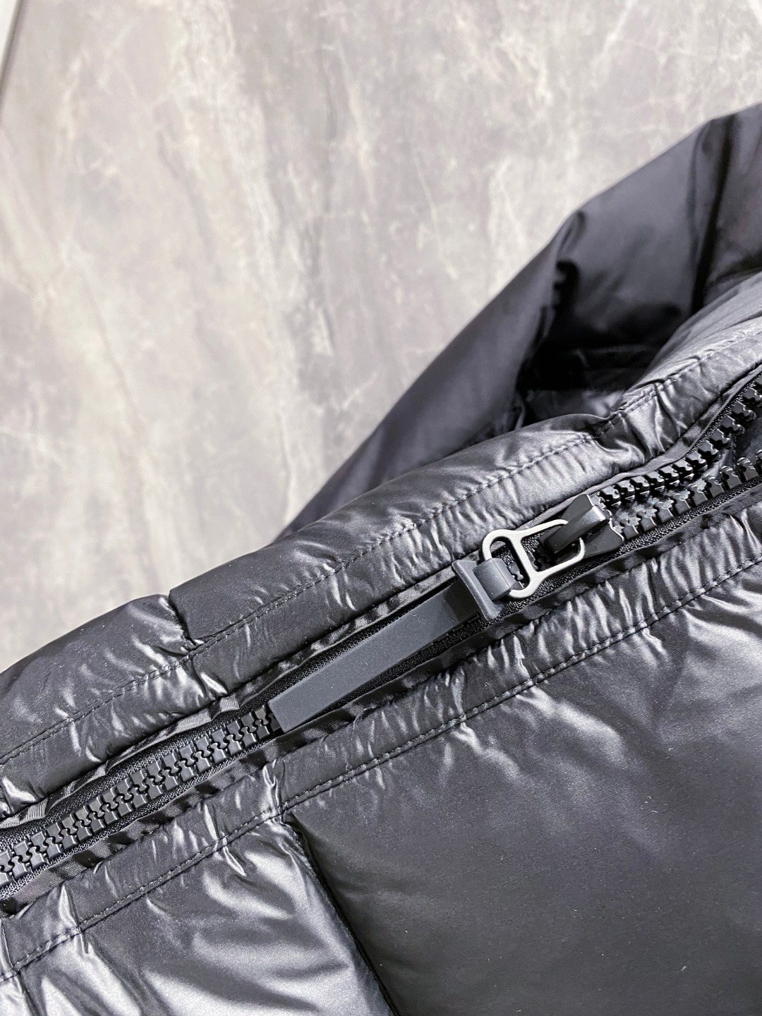 特级羽绒⬆️ Moncler Grenoble男士Morgins羊毛皮拼接里羽绒服.高端单品.原版购入开