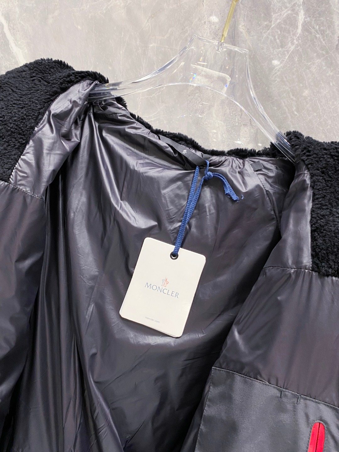 特级羽绒⬆️ Moncler Grenoble男士Morgins羊毛皮拼接里羽绒服.高端单品.原版购入开