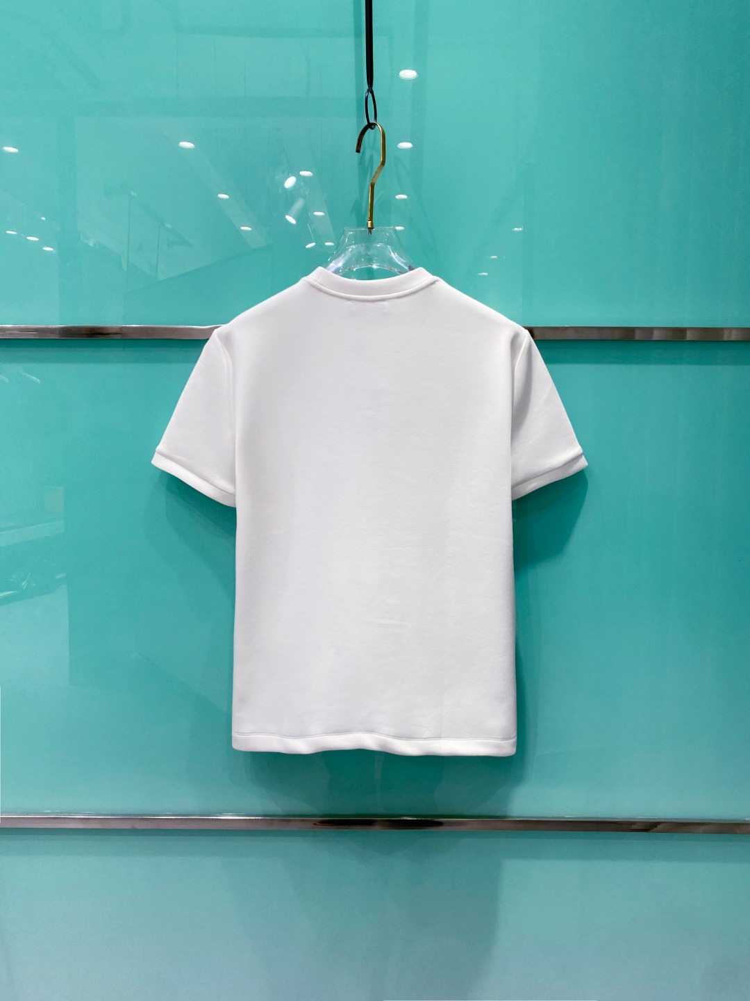 LV 2025秋冬太空棉字母刺绣logo时尚百搭打底圆领短袖衫，精致工艺面料，顶级元素融合打造，经典短袖