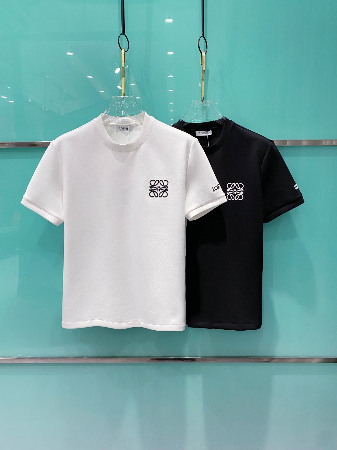 LOE#WE 罗意威 2025秋冬太空棉字母刺绣logo时尚百搭打底圆领短袖衫，精致工艺面料，顶级元素融