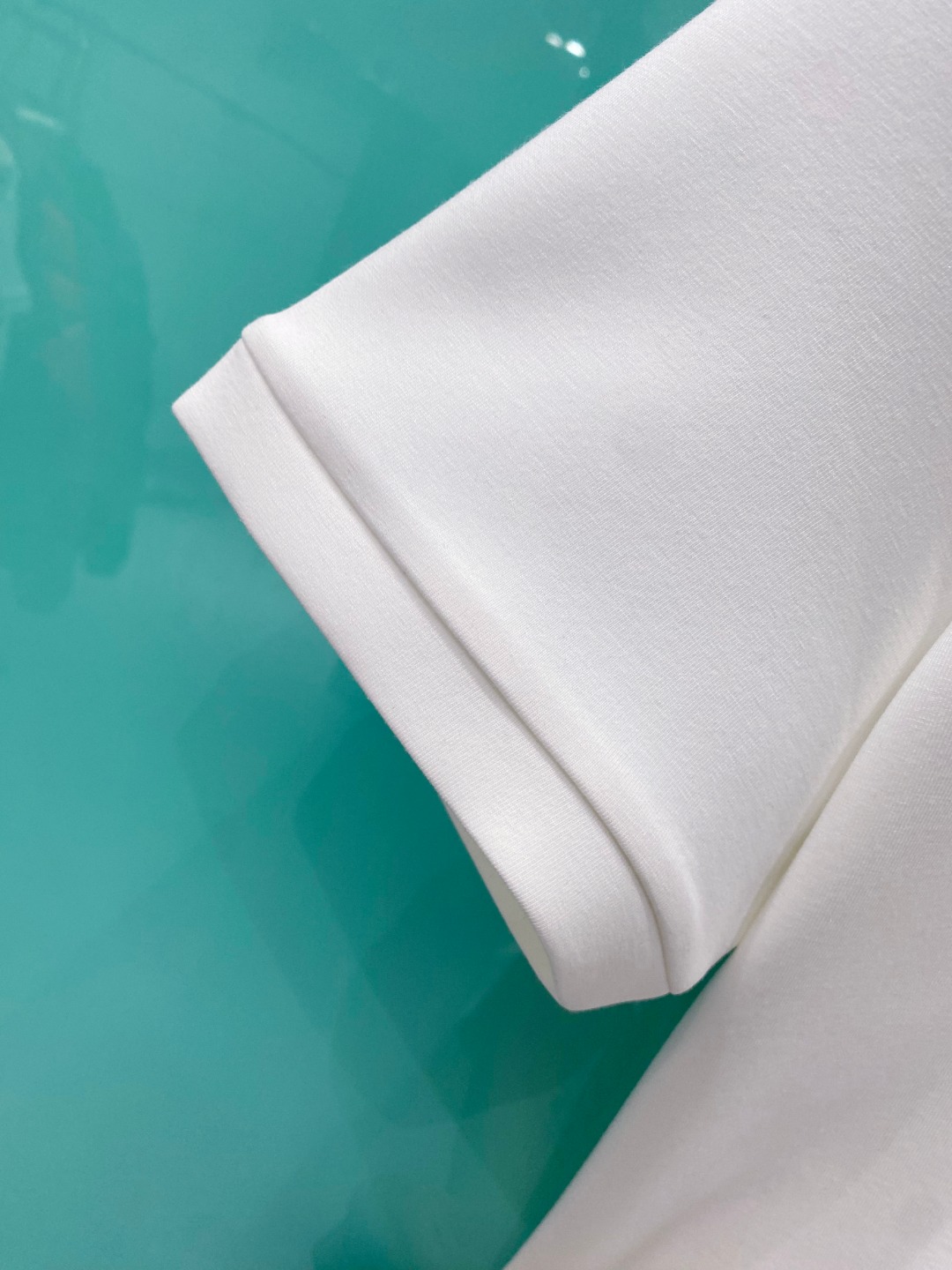 LOE#WE 罗意威 2025秋冬太空棉字母刺绣logo时尚百搭打底圆领短袖衫，精致工艺面料，顶级元素融