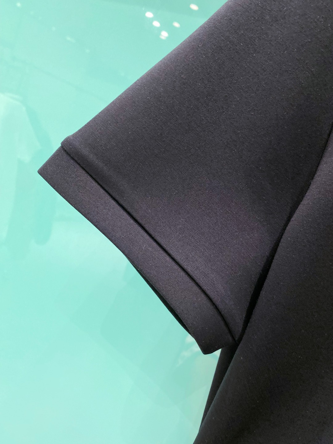 MON#CLER 蒙口 2025秋冬太空棉字母刺绣logo时尚百搭打底圆领短袖衫，精致工艺面料，顶级元素