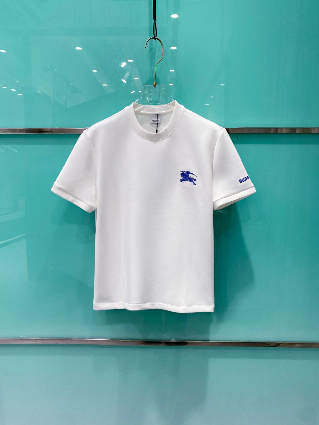 BURBE#RRY 巴宝莉2025秋冬太空棉字母刺绣logo时尚百搭打底圆领短袖衫，精致工艺面料，顶级元