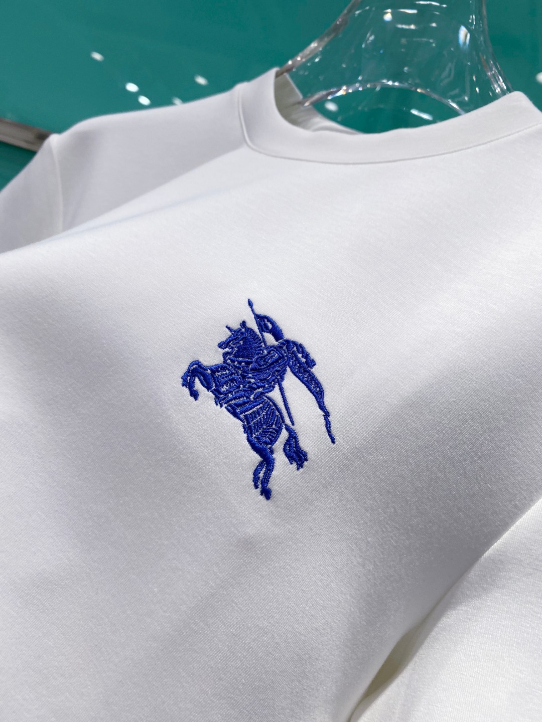 BURBE#RRY 巴宝莉2025秋冬太空棉字母刺绣logo时尚百搭打底圆领短袖衫，精致工艺面料，顶级元