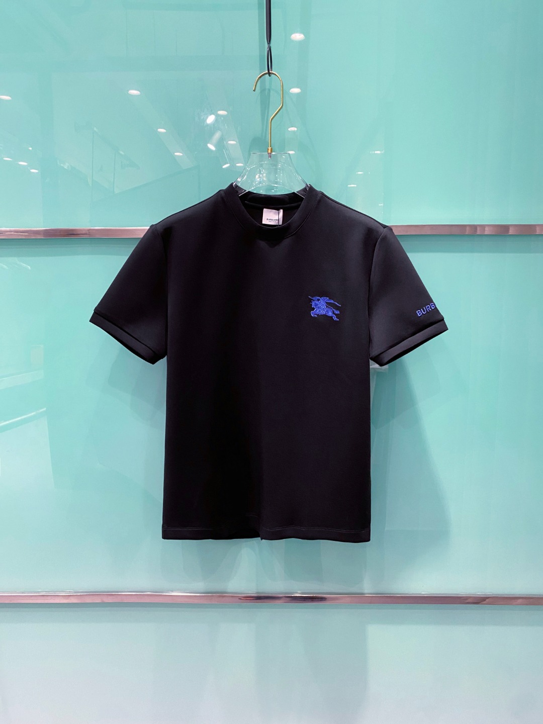 BURBE#RRY 巴宝莉2025秋冬太空棉字母刺绣logo时尚百搭打底圆领短袖衫，精致工艺面料，顶级元
