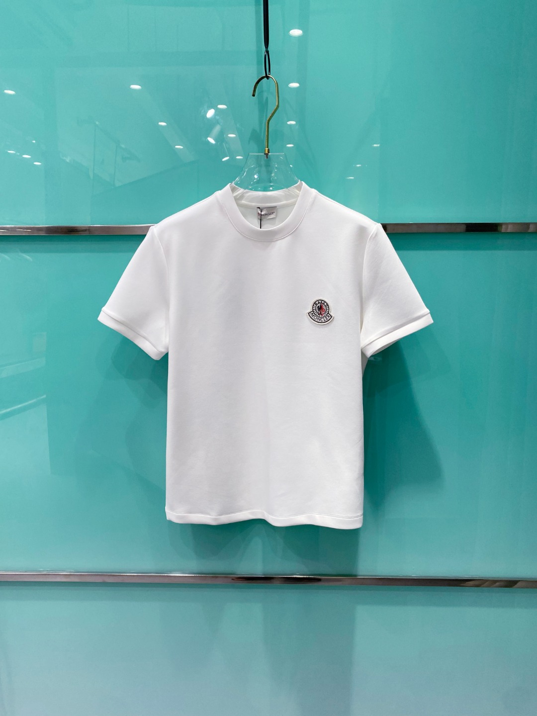 MON#CLER 蒙口 2025秋冬空气层字母刺绣logo时尚百搭打底圆领短袖衫，精致工艺面料，顶级元素