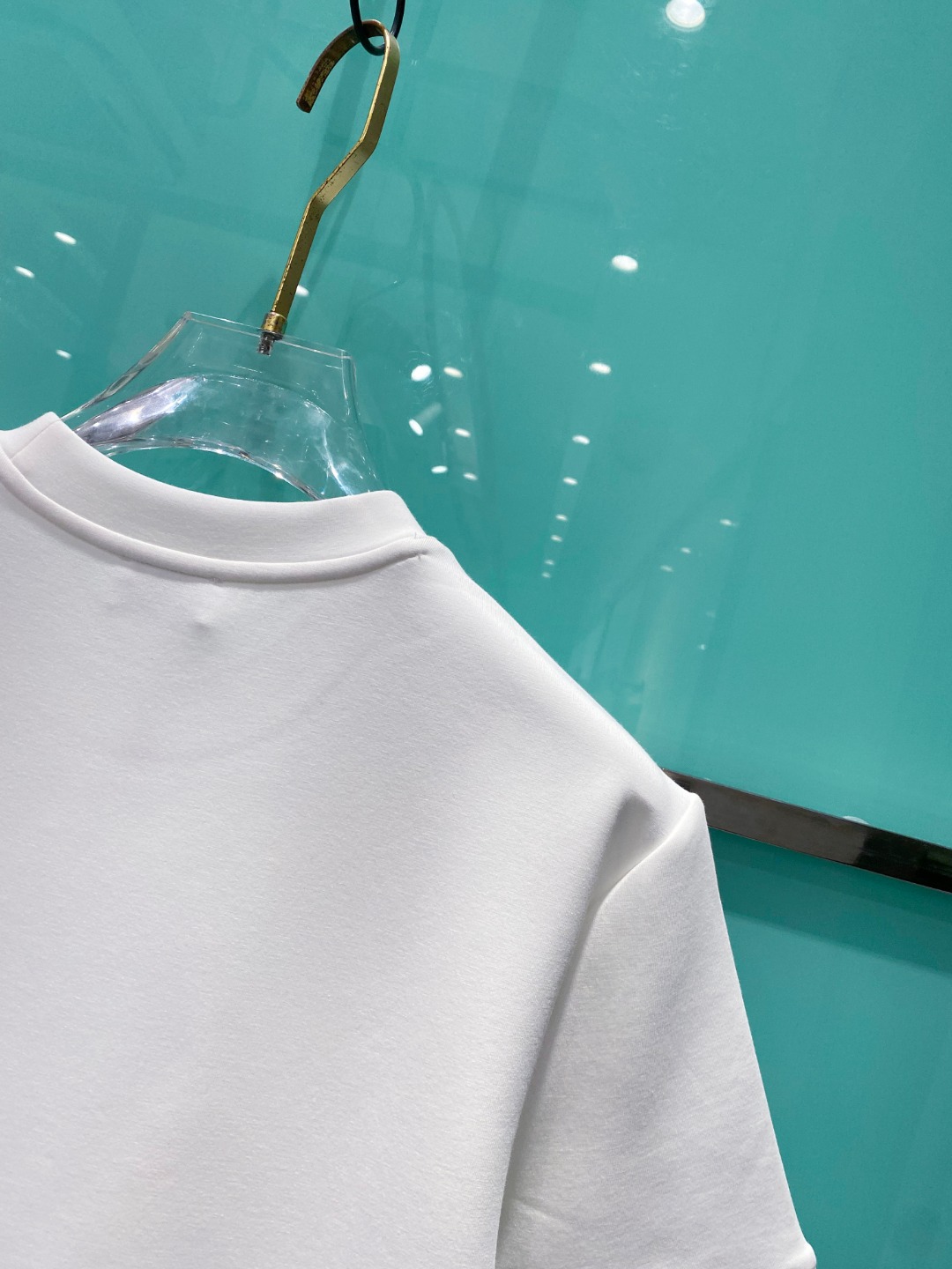 MON#CLER 蒙口 2025秋冬空气层字母刺绣logo时尚百搭打底圆领短袖衫，精致工艺面料，顶级元素