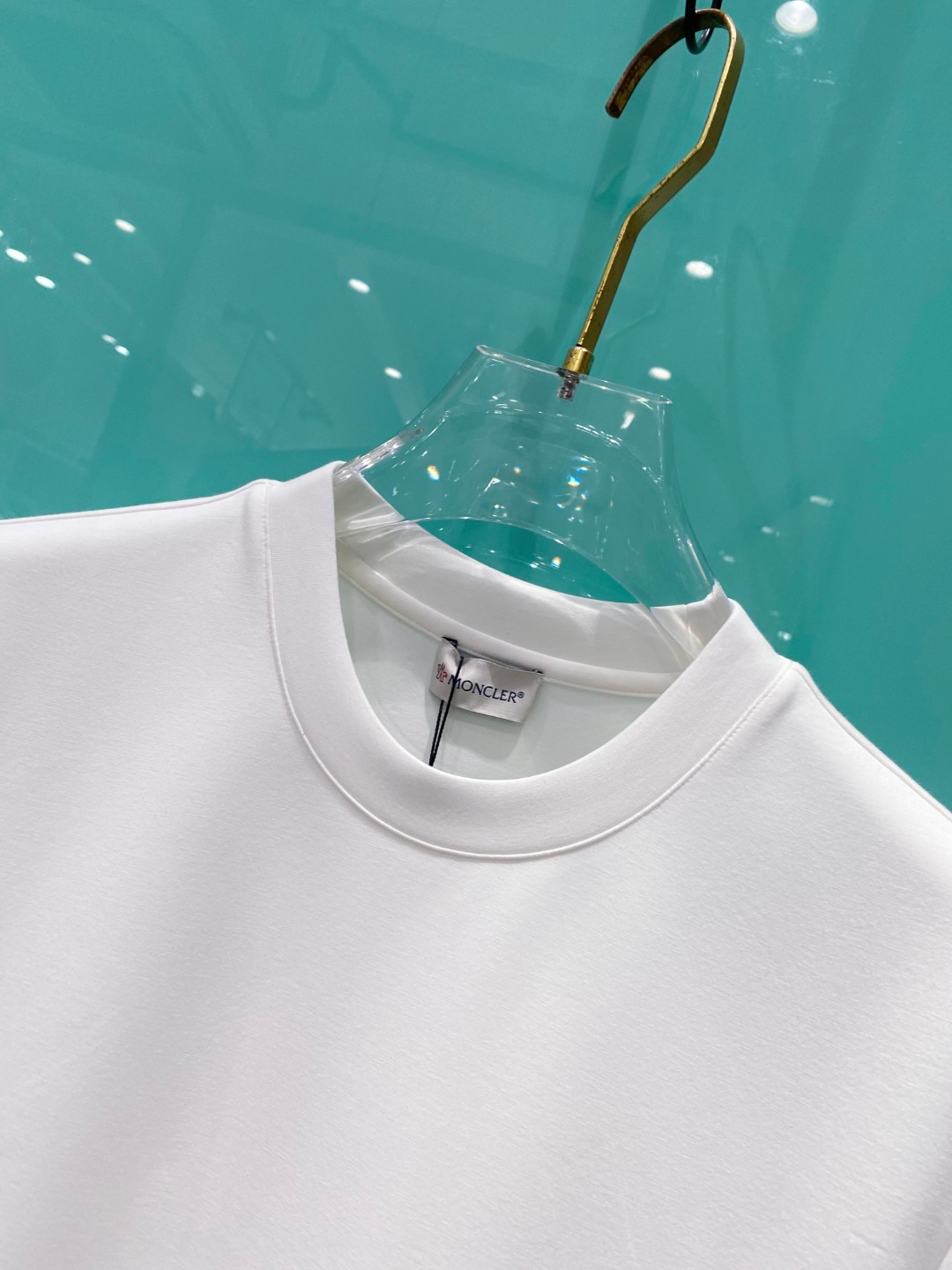 MON#CLER 蒙口 2025秋冬空气层字母刺绣logo时尚百搭打底圆领短袖衫，精致工艺面料，顶级元素