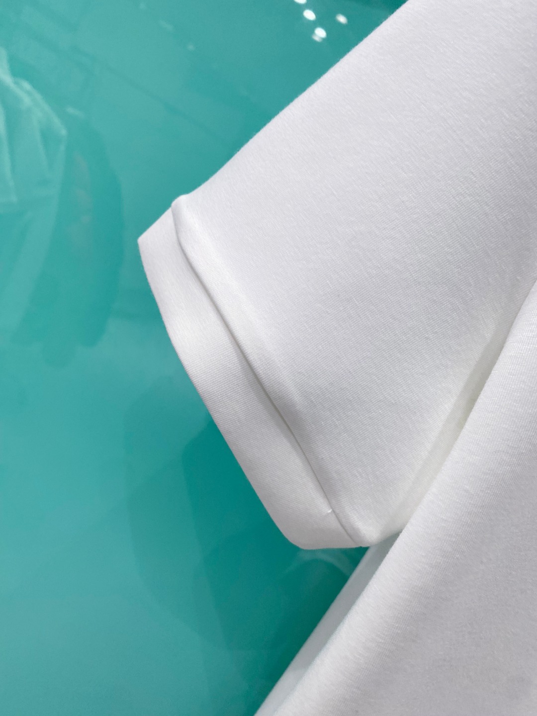 MON#CLER 蒙口 2025秋冬空气层字母刺绣logo时尚百搭打底圆领短袖衫，精致工艺面料，顶级元素