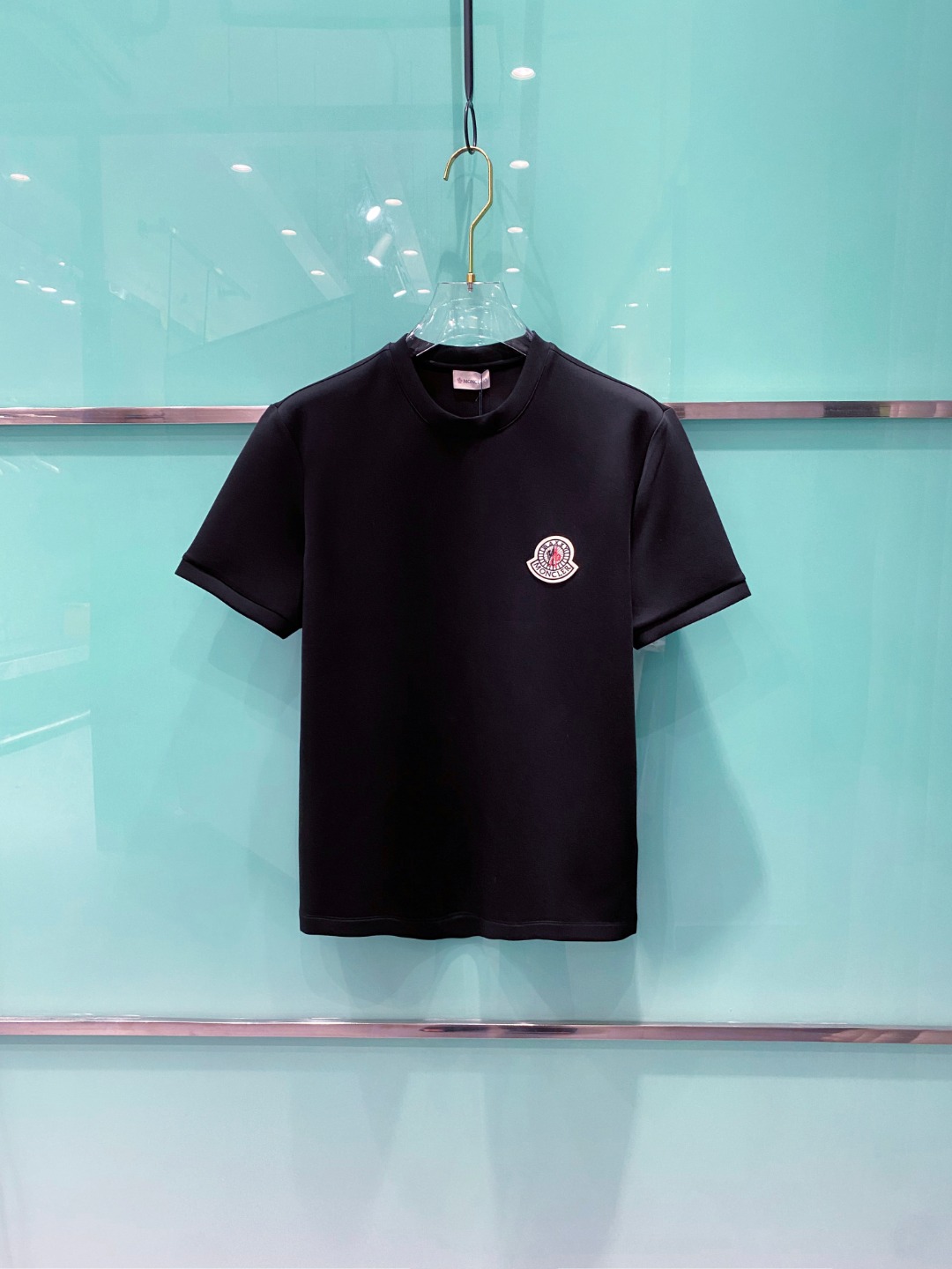 MON#CLER 蒙口 2025秋冬空气层字母刺绣logo时尚百搭打底圆领短袖衫，精致工艺面料，顶级元素