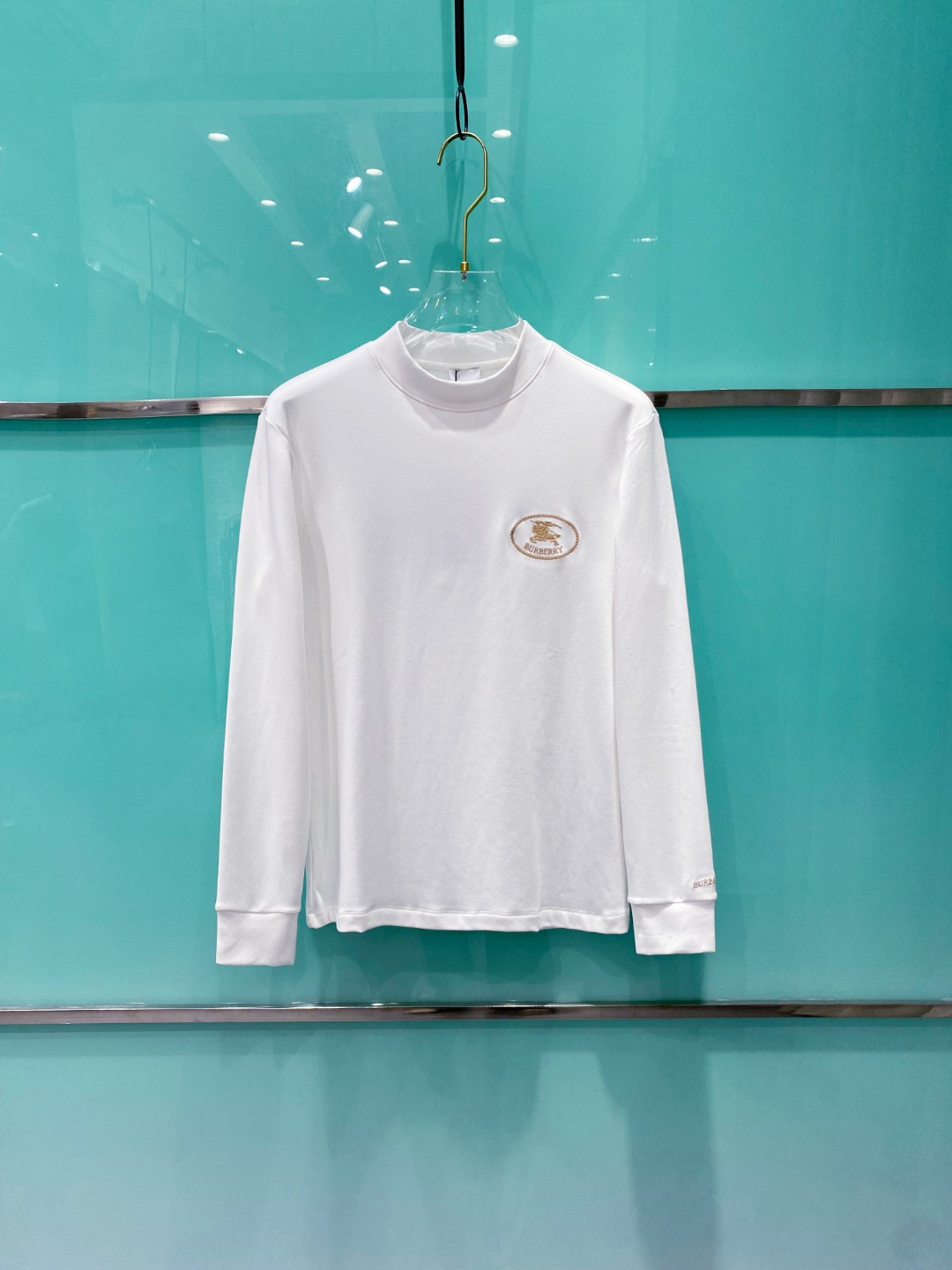 巴宝莉burberry 2025秋冬专柜新款 时尚休闲打底衫长袖T恤，精选进口高密度双面拉架棉面料，精致