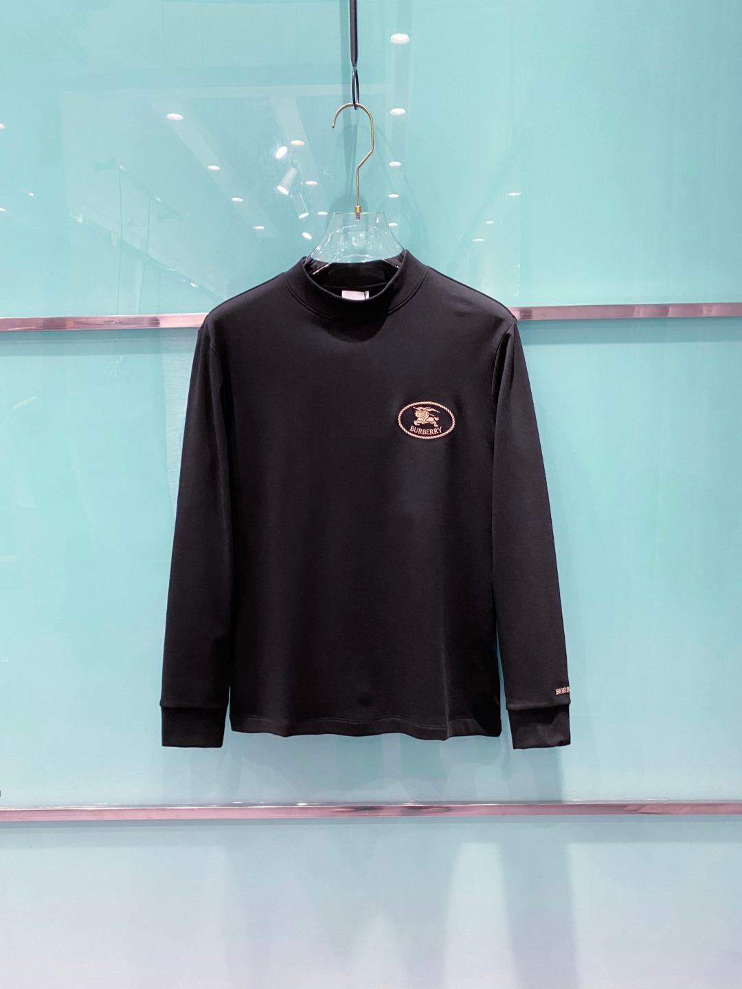 巴宝莉burberry 2025秋冬专柜新款 时尚休闲打底衫长袖T恤，精选进口高密度双面拉架棉面料，精致