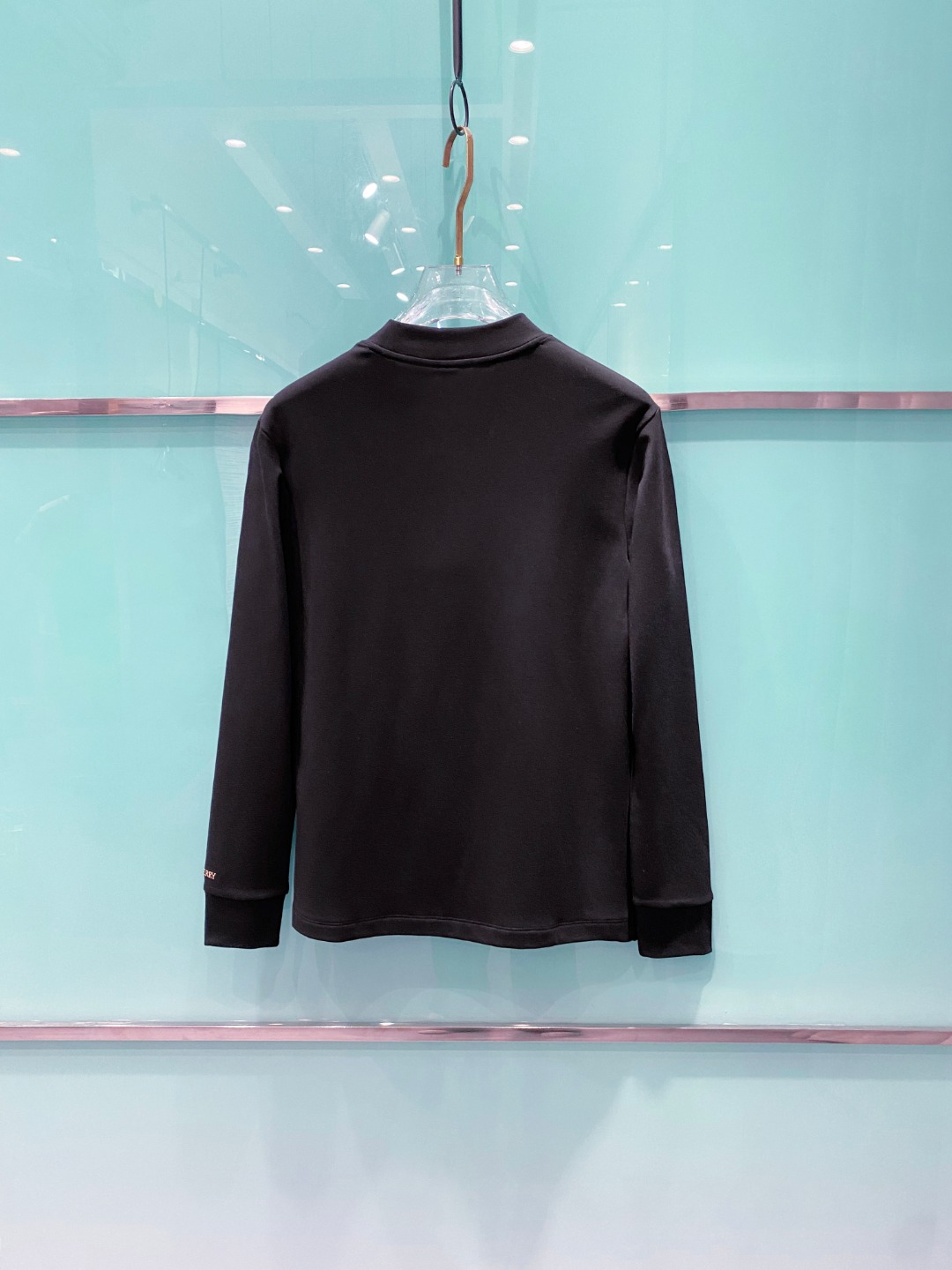 巴宝莉burberry 2025秋冬专柜新款 时尚休闲打底衫长袖T恤，精选进口高密度双面拉架棉面料，精致