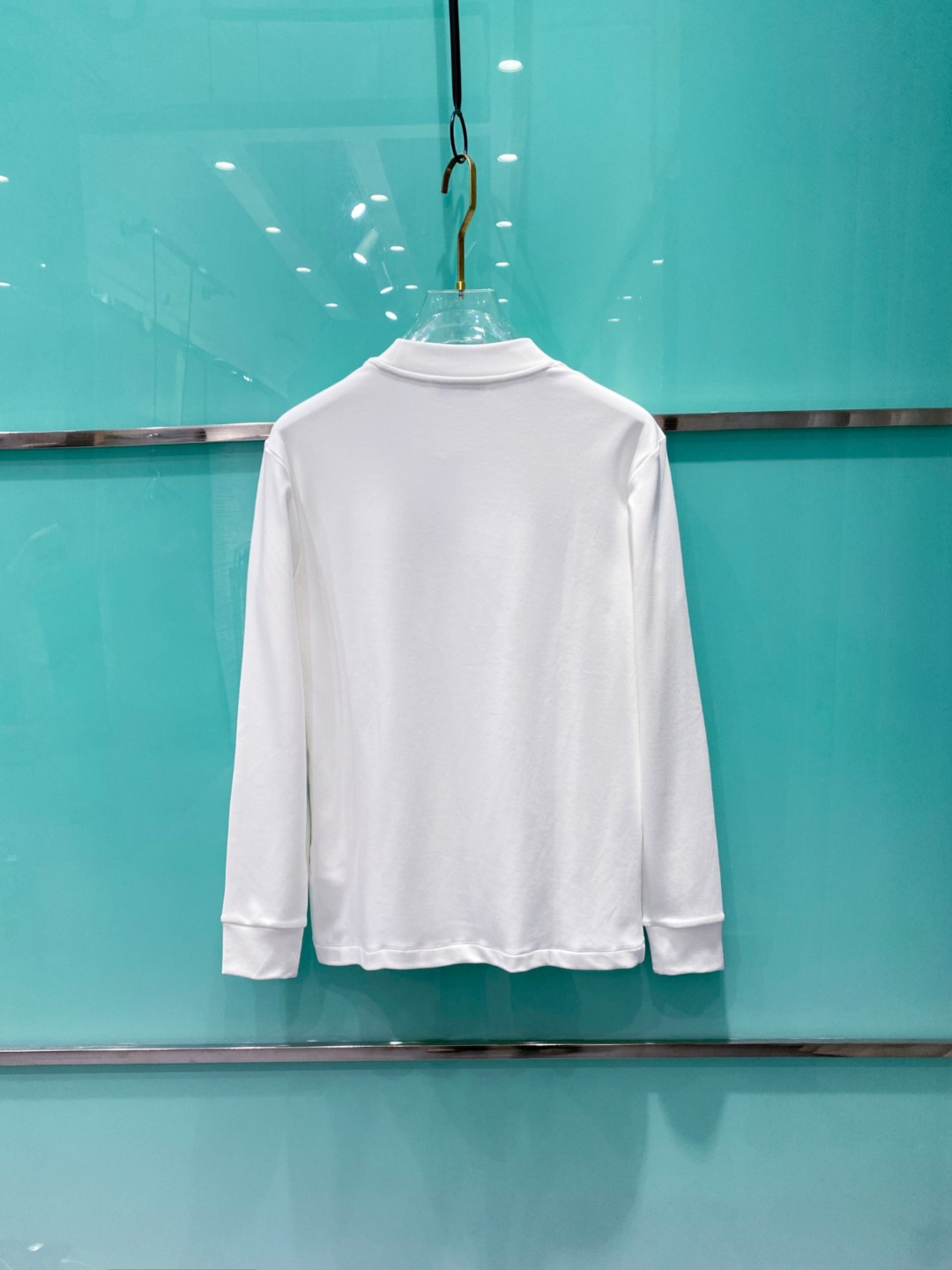 alo 2025秋冬专柜新款 时尚休闲打底衫长袖T恤，精选进口高密度双面拉架棉面料，精致原版logo打造