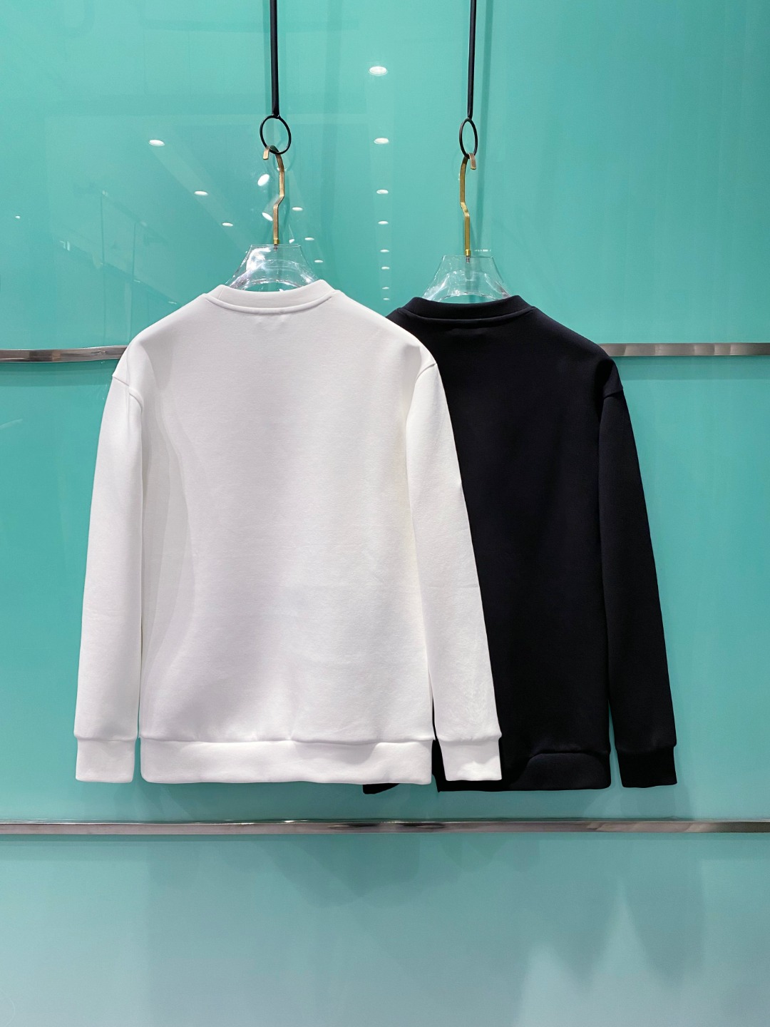 巴宝莉burberry【新品】2025秋冬🆕立体徽标刺绣套头太空棉卫衣 高端卫衣，极品原单！精简的时尚感