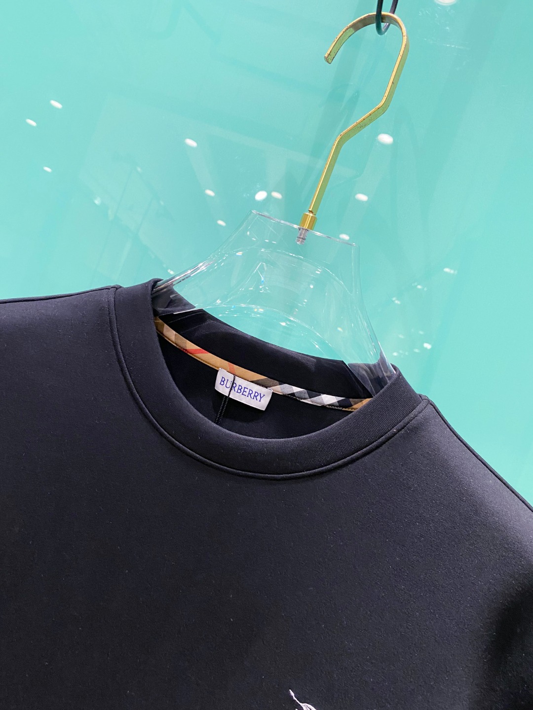 巴宝莉burberry【新品】2025秋冬🆕立体徽标刺绣套头太空棉卫衣 高端卫衣，极品原单！精简的时尚感