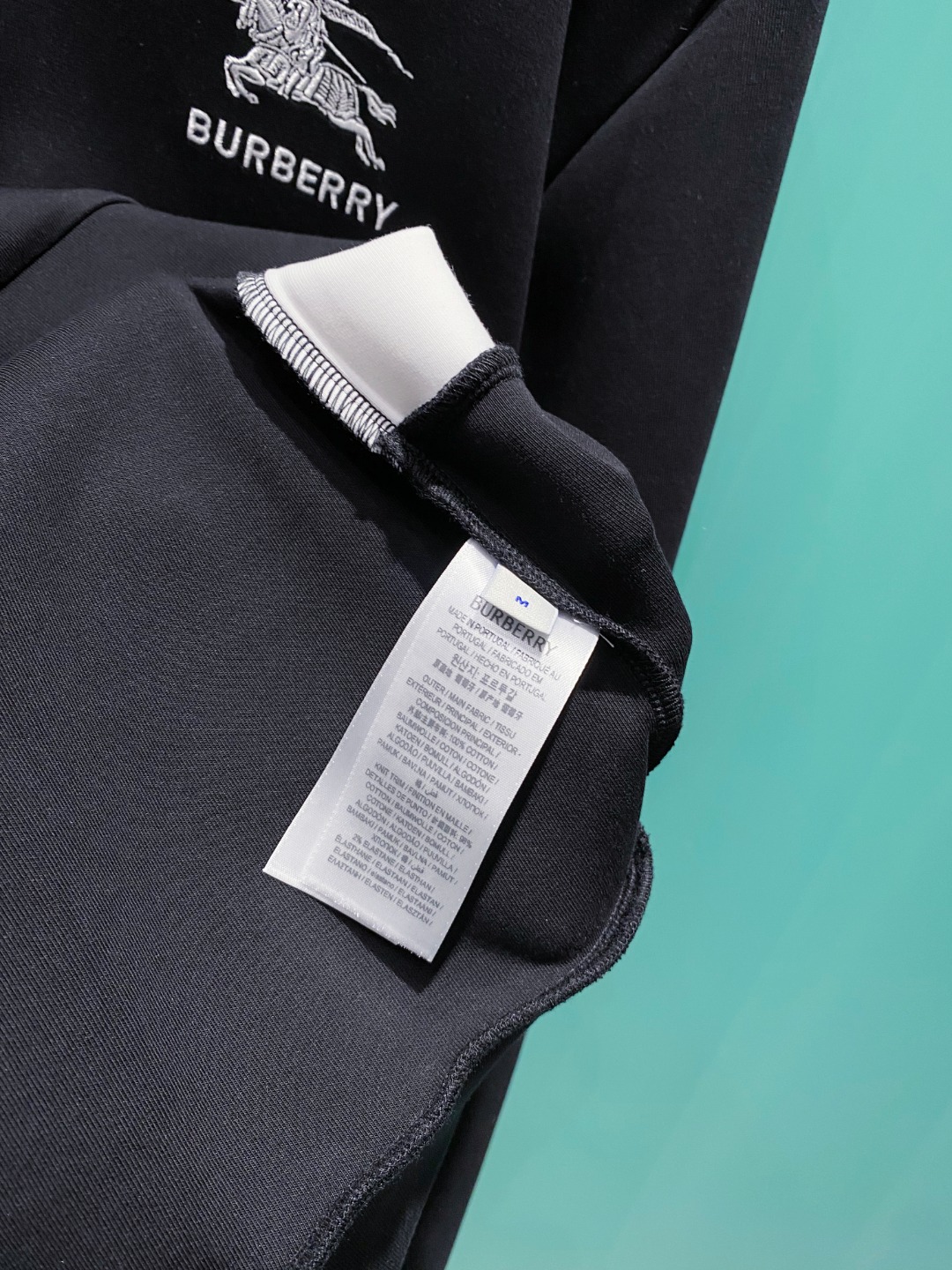 巴宝莉burberry【新品】2025秋冬🆕立体徽标刺绣套头太空棉卫衣 高端卫衣，极品原单！精简的时尚感