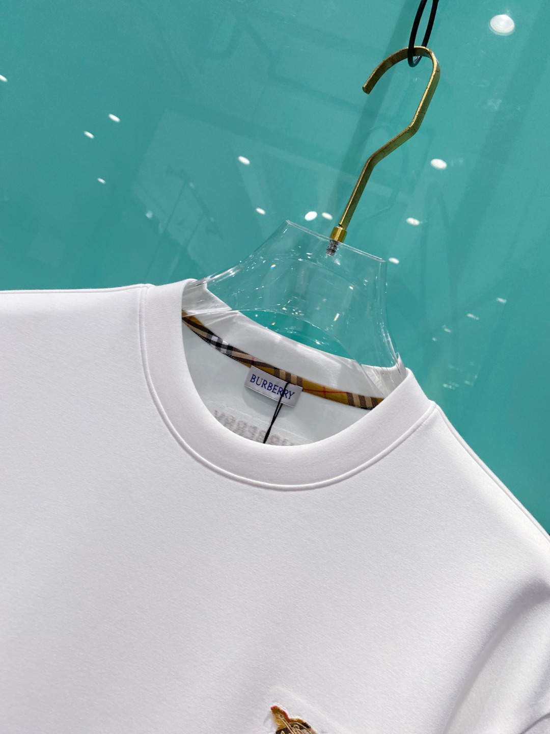 巴宝莉burberry【新品】2025秋冬🆕立体徽标刺绣套头太空棉卫衣 高端卫衣，极品原单！精简的时尚感