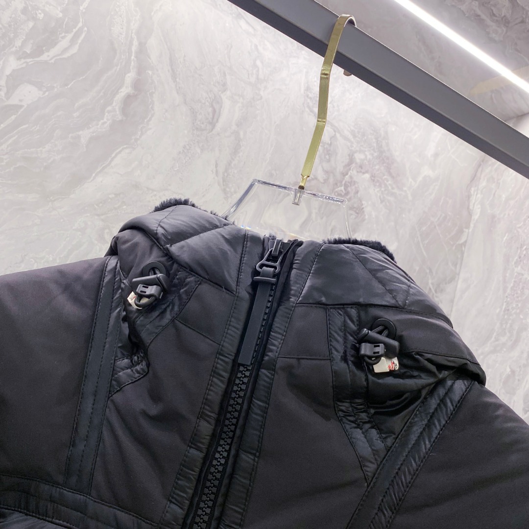 特级羽绒⬆️ Moncler Grenoble男士Morgins羊毛皮拼接里羽绒服.高端单品.原版购入开