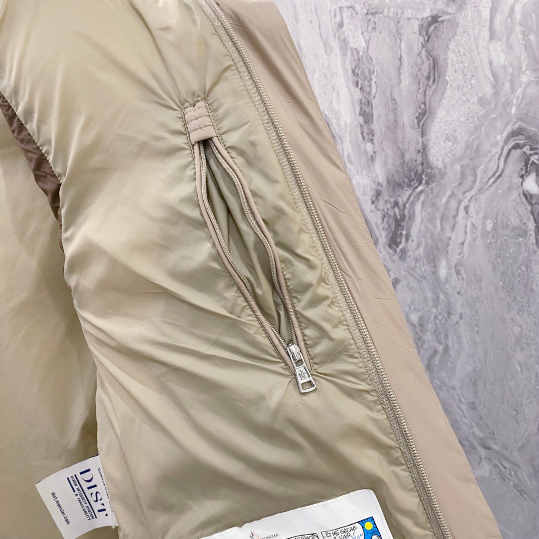 Moncler 蒙口羽绒 NEW# 2025 FW秋冬新款# 🔥爆款出货#Mon饱满羽绒马甲# 定制级别