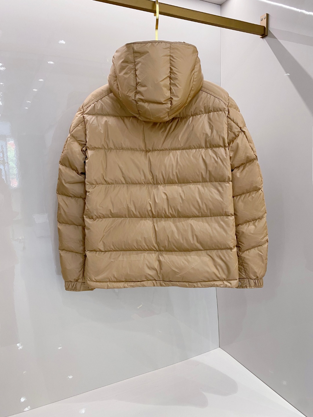 特级羽绒⬆️Moncler王牌经典,2025全新上市.Maya(全新科技尼龙)男士哑光短款羽绒夹克外套.