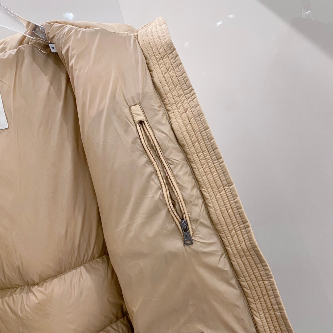 特级羽绒⬆️Moncler王牌经典,2025全新上市.Maya(全新科技尼龙)男士哑光短款羽绒夹克外套.