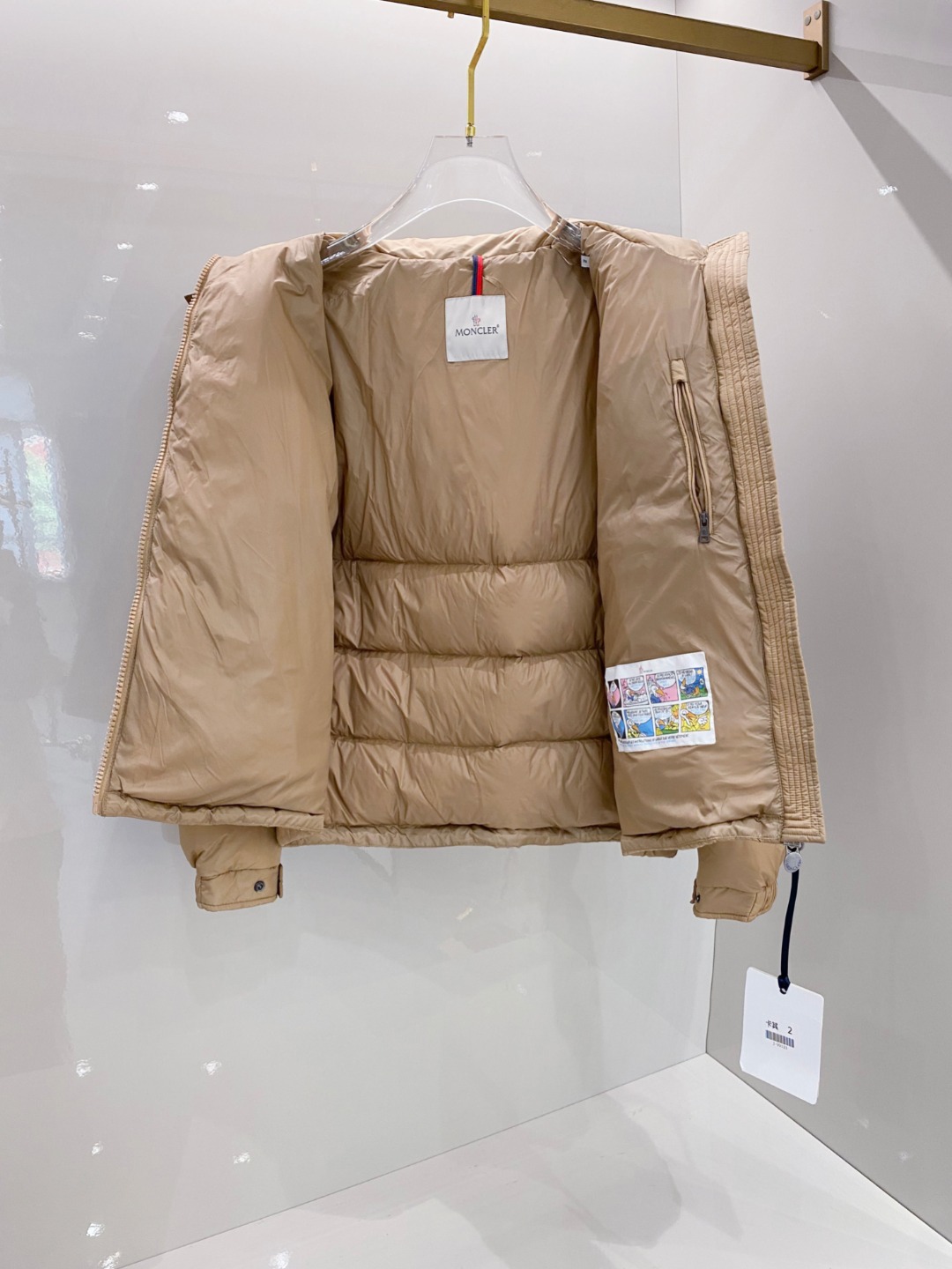 特级羽绒⬆️Moncler王牌经典,2025全新上市.Maya(全新科技尼龙)男士哑光短款羽绒夹克外套.