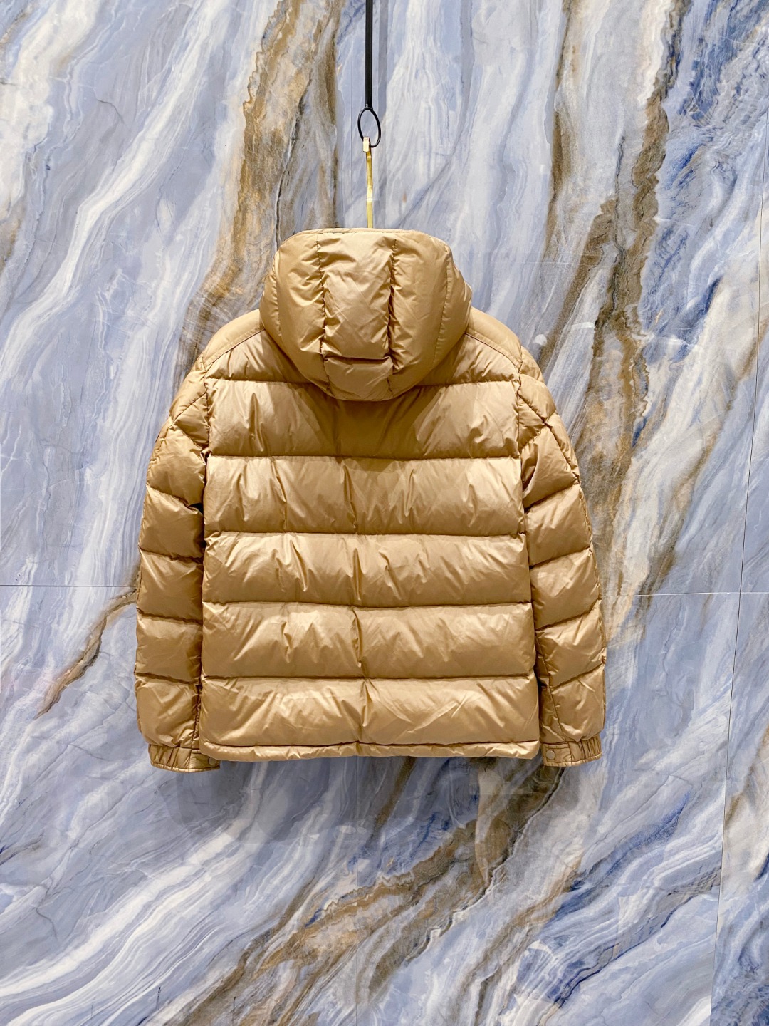 特级羽绒⬆️Moncler王牌经典,2025全新上市.Maya(全新科技尼龙)男士哑光短款羽绒夹克外套.