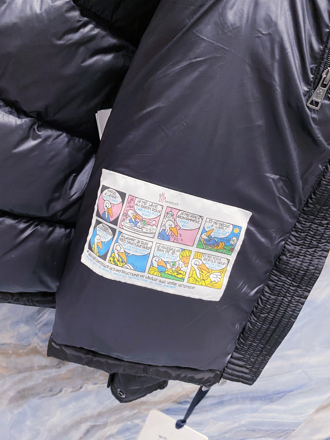 特级羽绒⬆️Moncler王牌经典,2025全新上市.Maya(全新科技尼龙)男士哑光短款羽绒夹克外套.