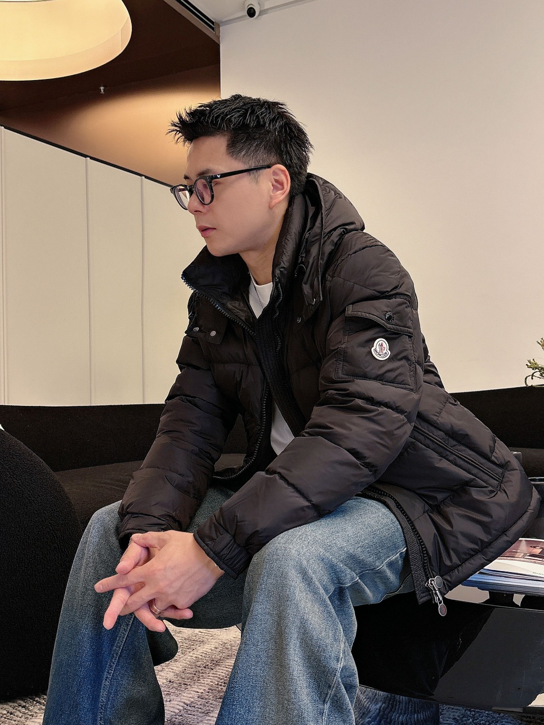 特级羽绒⬆️Moncler王牌经典,2025全新上市.Maya(全新科技尼龙)男士哑光短款羽绒夹克外套.