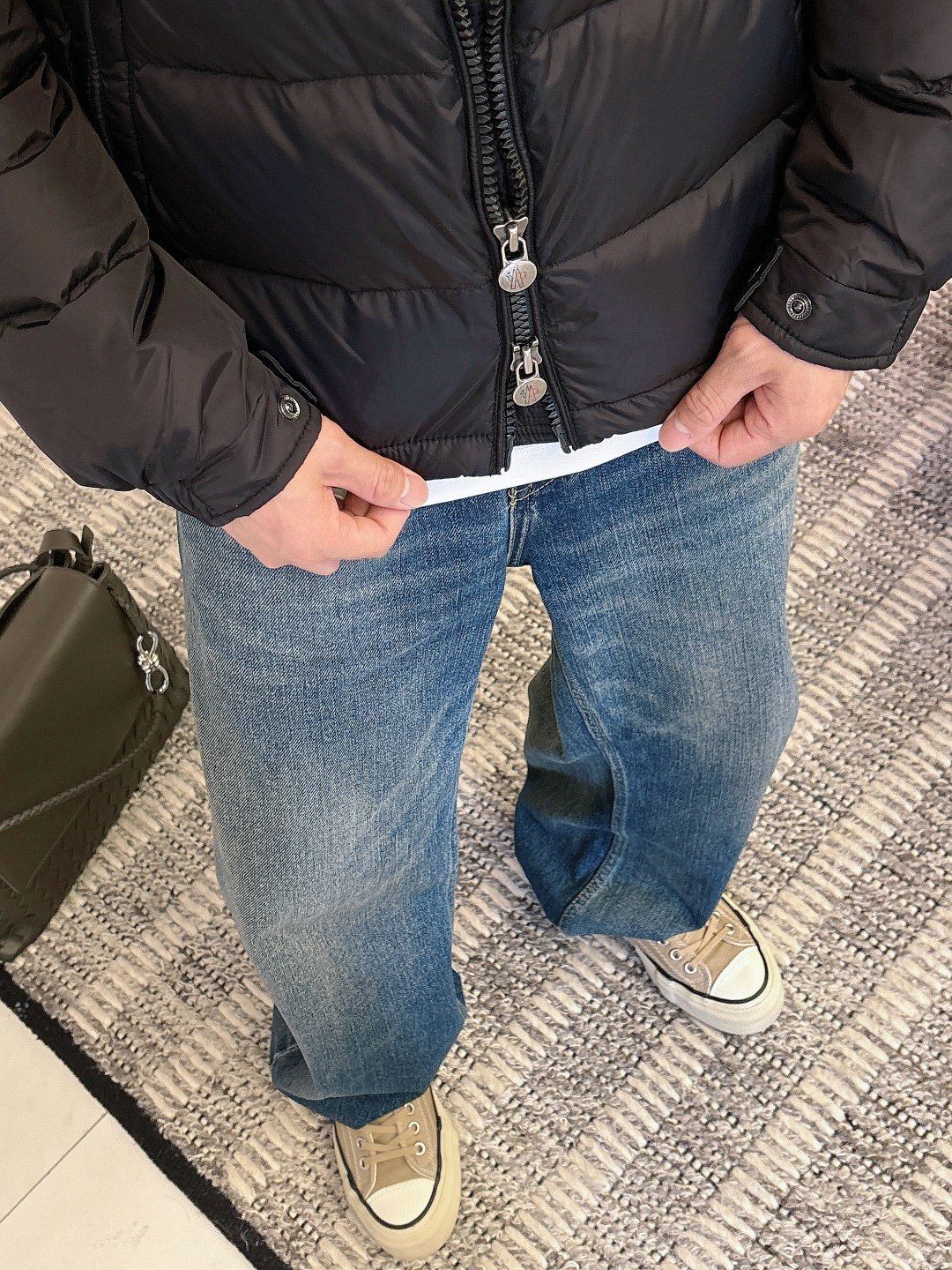 特级羽绒⬆️Moncler王牌经典,2025全新上市.Maya(全新科技尼龙)男士哑光短款羽绒夹克外套.