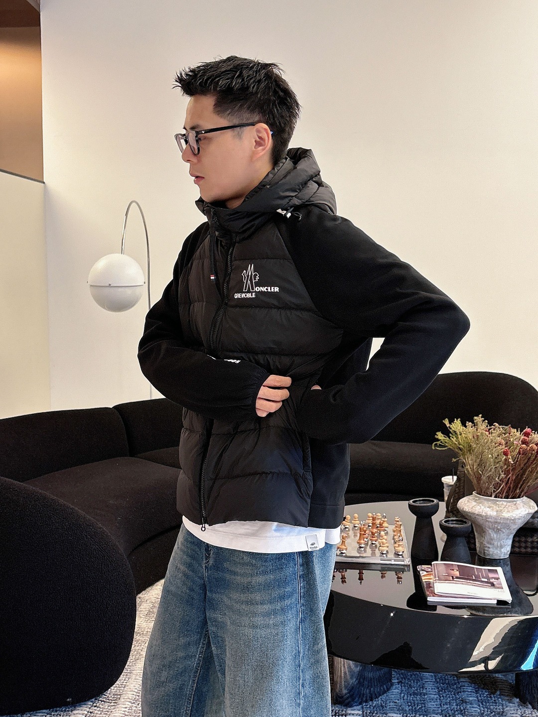 Moncler 蒙口 FW2025新款连帽拼羽绒夹克外套。经典款，一件难求。采用原版定制面料，正身充90