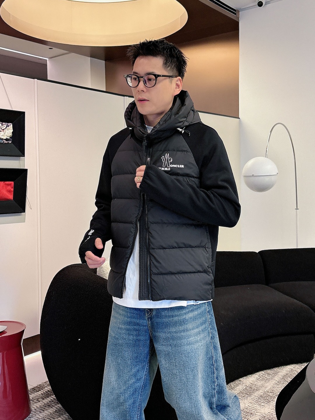 Moncler 蒙口 FW2025新款连帽拼羽绒夹克外套。经典款，一件难求。采用原版定制面料，正身充90