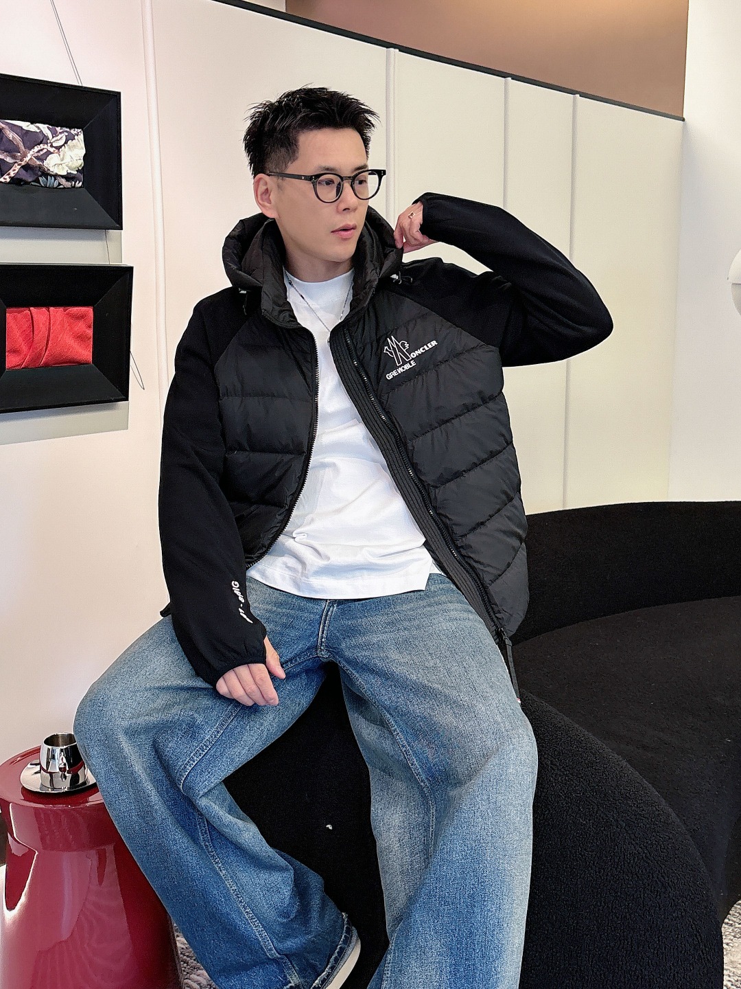 Moncler 蒙口 FW2025新款连帽拼羽绒夹克外套。经典款，一件难求。采用原版定制面料，正身充90