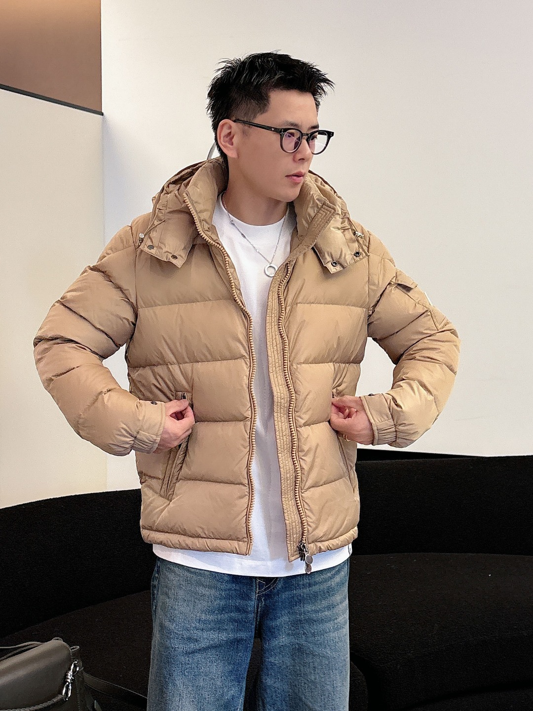 特级羽绒⬆️Moncler王牌经典,2025全新上市.Maya(全新科技尼龙)男士哑光短款羽绒夹克外套.