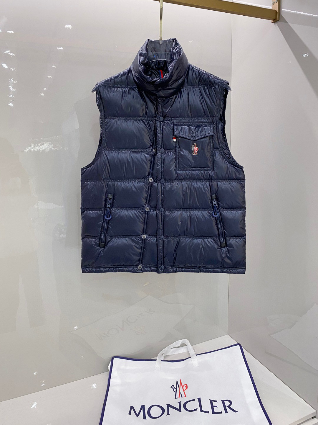 【鹅绒】 Moncler 蒙口 2025秋冬新款🆕羽绒服 原版1:1订制五金配件全进口原版定制 欢迎专柜
