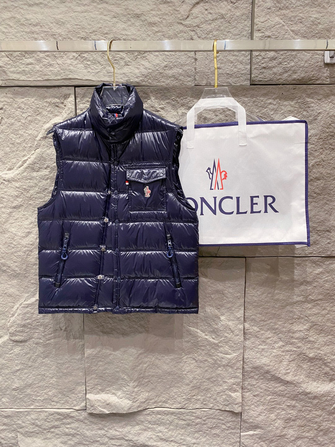 【鹅绒】 Moncler 蒙口 2025秋冬新款🆕羽绒服 原版1:1订制五金配件全进口原版定制 欢迎专柜