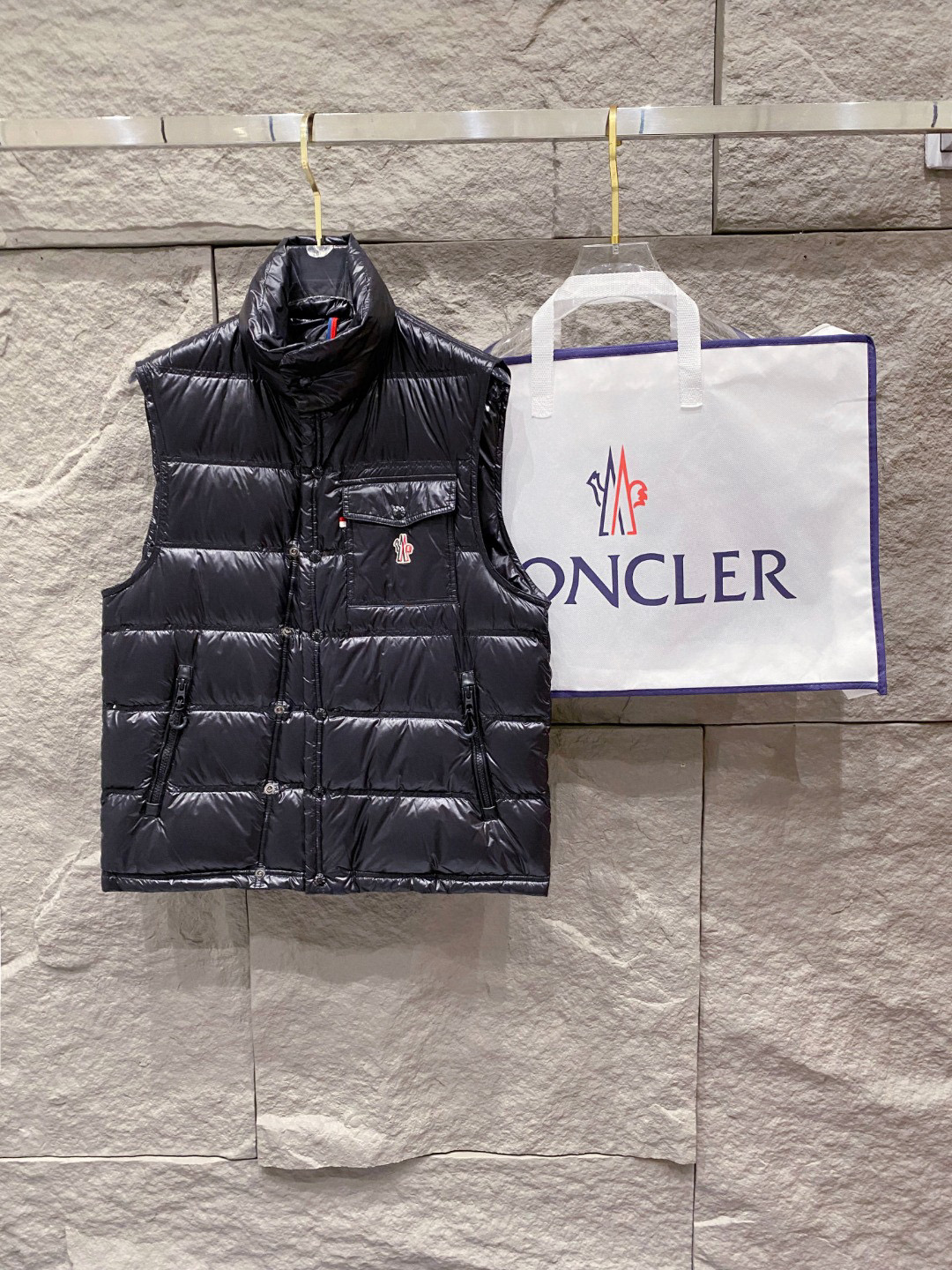 【鹅绒】 Moncler 蒙口 2025秋冬新款🆕羽绒服 原版1:1订制五金配件全进口原版定制 欢迎专柜