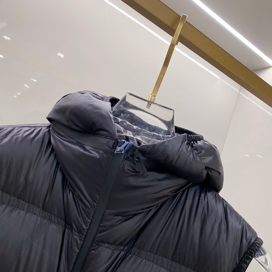 【鹅绒】 Moncler 蒙口 2025秋冬新款🆕羽绒服 原版1:1订制五金配件全进口原版定制 欢迎专柜