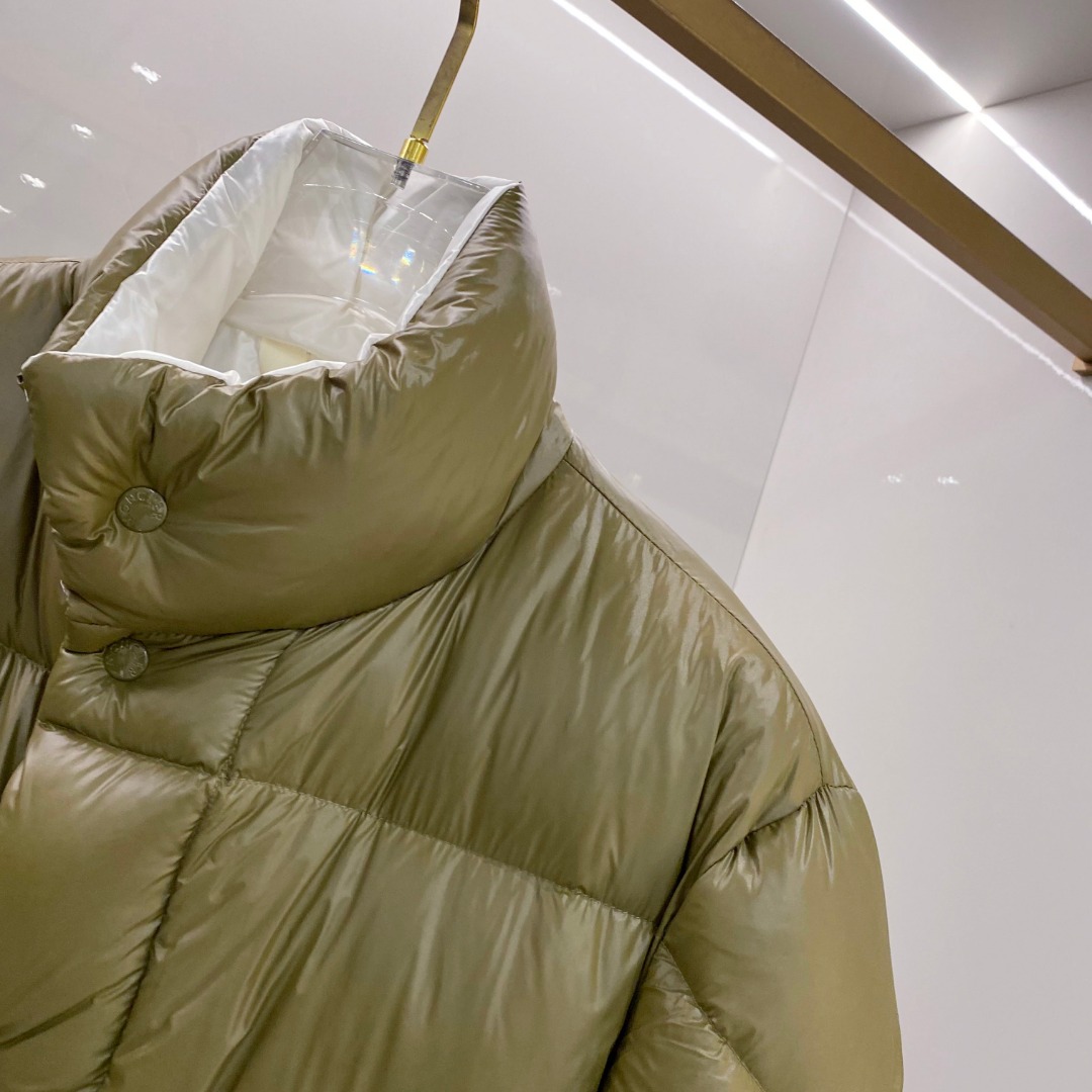 【鹅绒】Moncler 蒙口高端品鉴臻品！欧标90保暖白鹅绒填充男士羽绒服外套整体的造型设计依然传承了M