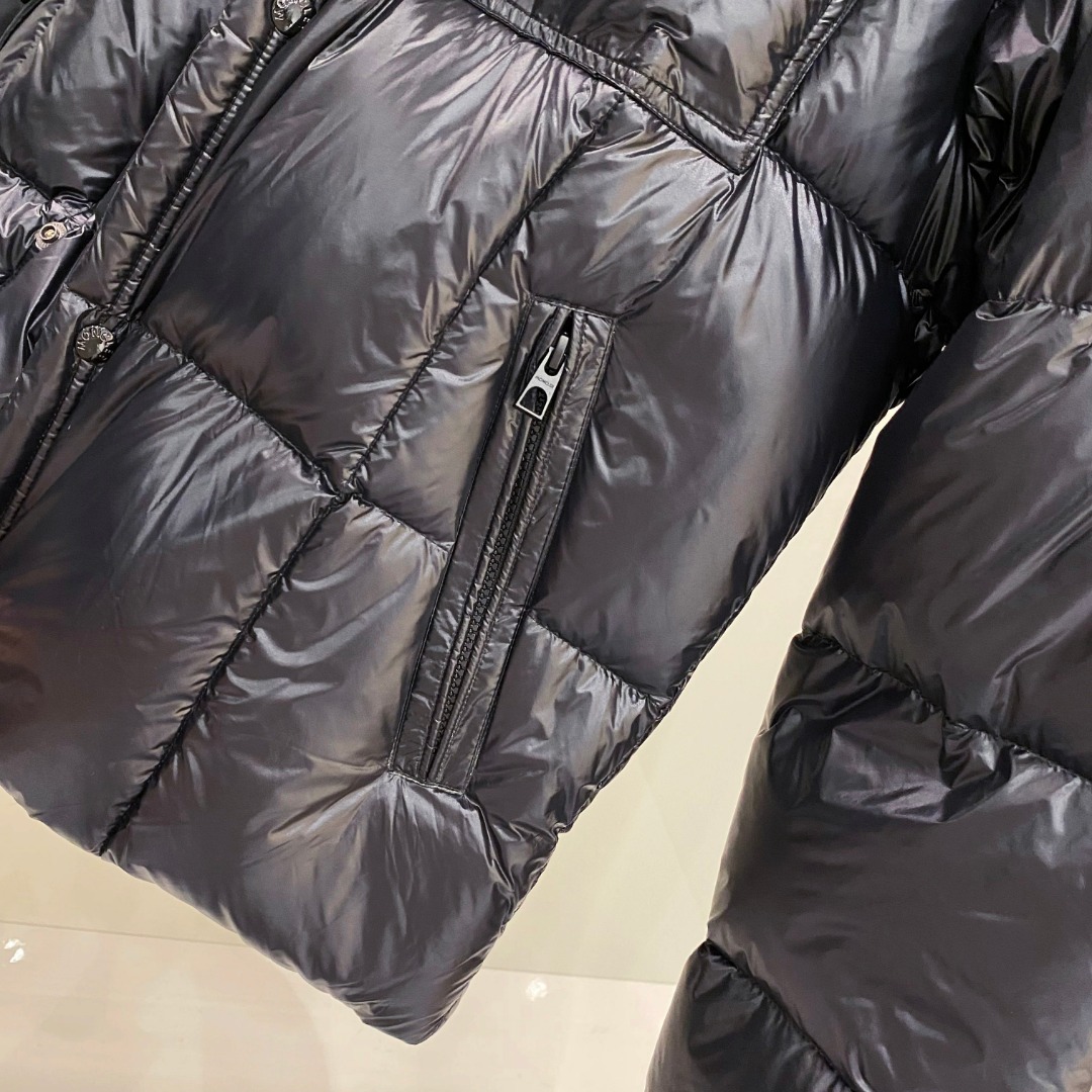 【鹅绒】 Moncler 蒙口 2025秋冬新款🆕羽绒服 原版1:1订制五金配件全进口原版定制 欢迎专柜