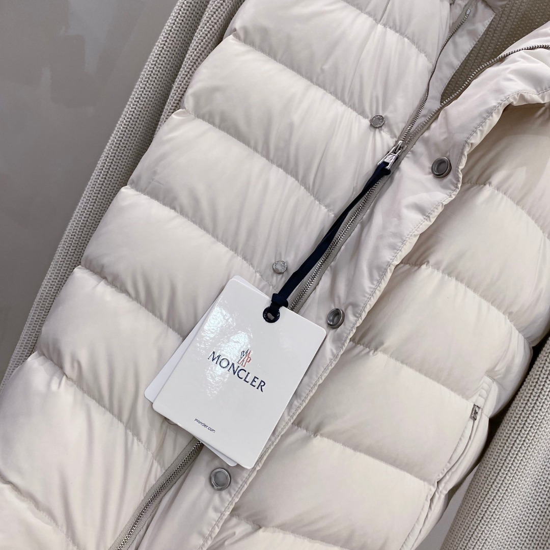 Moncler 蒙口 2025年秋冬新款羽绒服，针织拼接羽绒服采用新国标95白鸭绒，秋冬新品内搭神器！在