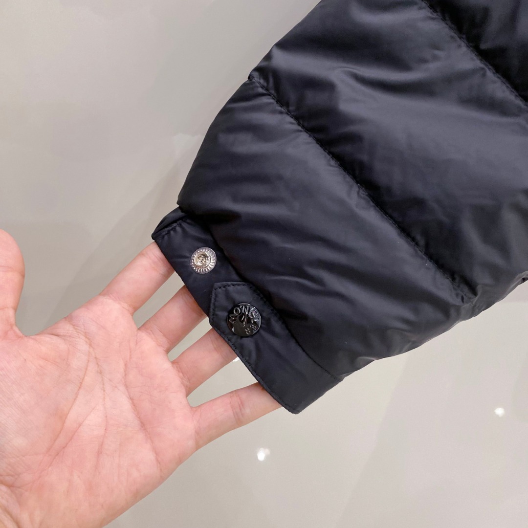 【鹅绒】Moncler 蒙口【原单羽绒服】❄️2025 年冬季新款男士连帽羽绒服外套，鹅绒羽绒服高品质设