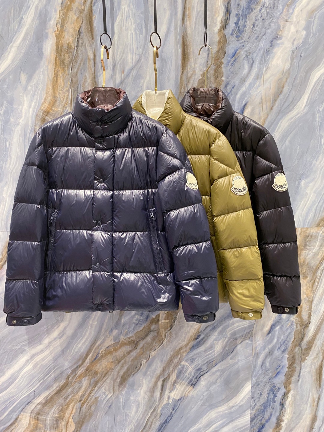 【鹅绒】Moncler 蒙口高端品鉴臻品！欧标90保暖白鹅绒填充男士羽绒服外套整体的造型设计依然传承了M