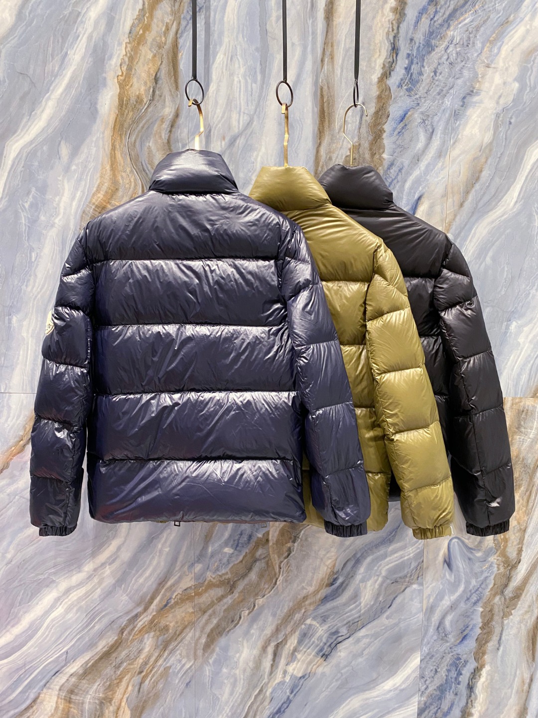 【鹅绒】Moncler 蒙口高端品鉴臻品！欧标90保暖白鹅绒填充男士羽绒服外套整体的造型设计依然传承了M