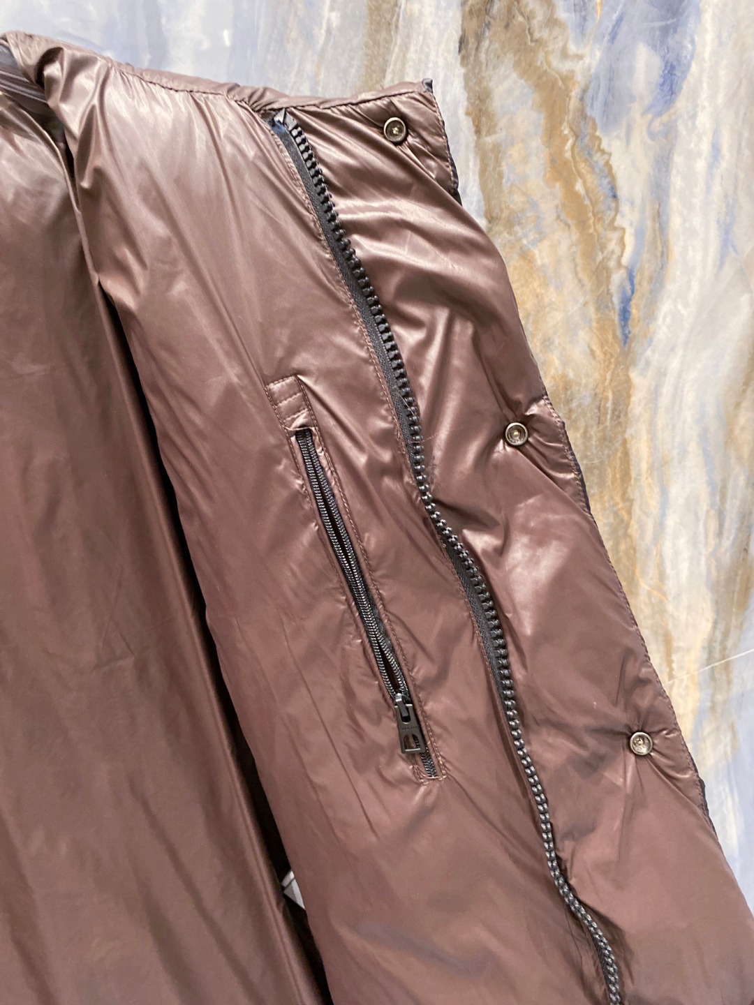 【鹅绒】Moncler 蒙口高端品鉴臻品！欧标90保暖白鹅绒填充男士羽绒服外套整体的造型设计依然传承了M